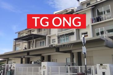 3 STOREY LANDED MAHSURI BAYAN LEPAS For Foreign Worker Hostel