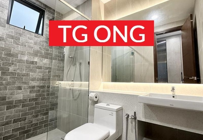 Queens Residences @ Queens Waterfront