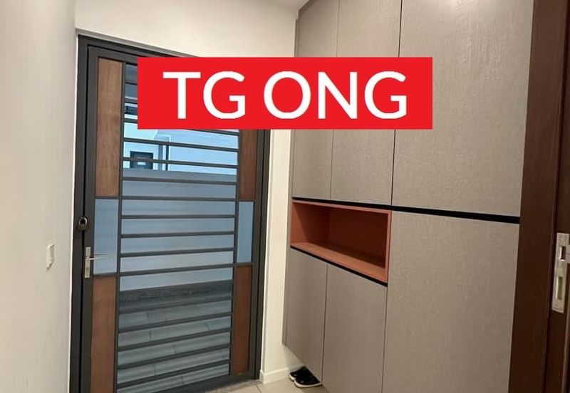 Queens Residences @ Queens Waterfront