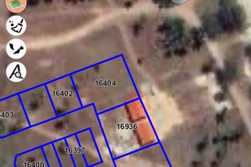 Tanah Tepi Pantai Melawi