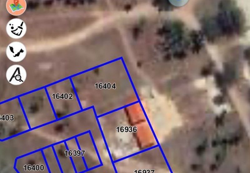 Tanah Tepi Pantai Melawi