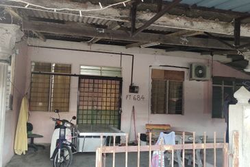 Single Storey Terrace Taman Kurnia Jaya