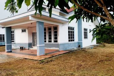 Banglo Mahligai Melor