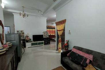 Banglo Mahligai Melor