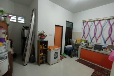 Banglo Mahligai Melor