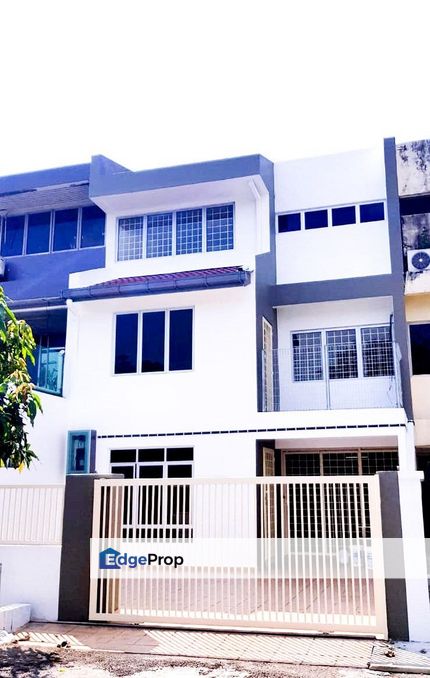 2.5 Storey Terrace Seksyen 17 Petaling Jaya, Selangor, Petaling Jaya