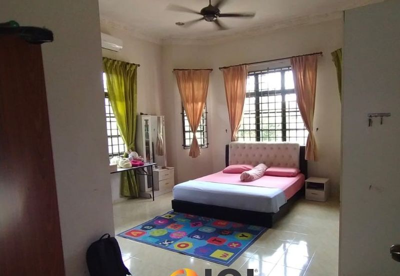 Kampung Binjai, Kedai Mulong