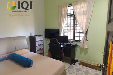 Kampung Binjai, Kedai Mulong