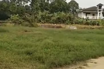 Tanah luas di Kg Kota Kota Bharu