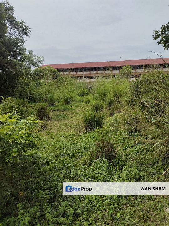 Tanah Lot Banglo Melor, Kelantan, Kota Bharu
