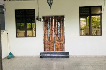 Jalan Pengkalan Chepa