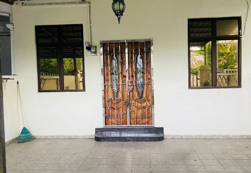 Jalan Pengkalan Chepa