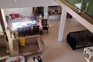 Banglo Kg Tualang Kuala Krai