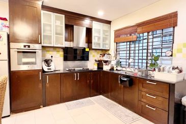 Puchong Bandar Puteri 6, Double storey Terrace for sale