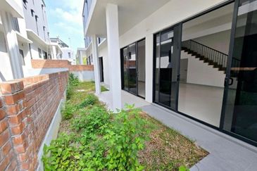 Bromelia Bukit Puchong