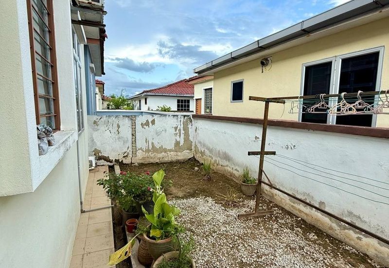 🔥SEMI D (CORNER LOT) SETINGKAT DI TAMAN DESA AMAN 1, PARIT BUNTAR untuk Dijual