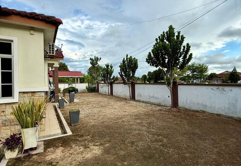 🔥SEMI D (CORNER LOT) SETINGKAT DI TAMAN DESA AMAN 1, PARIT BUNTAR untuk Dijual
