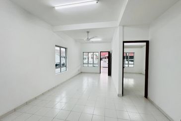 Rumah Endlot Cantik For Sale Taman Halaman Indah, Jawi, Penang