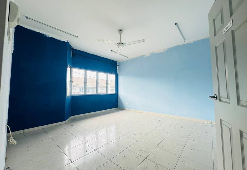 TAMAN MULIA, SITIAWAN