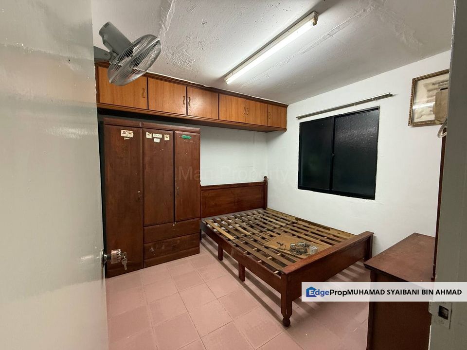 FLAT HAMNA GROUND FLOOR FOR SALE  📍Location: Sungai Dua, Gulugor, Pulau Pinang., Penang, Sungai Dua (Island)