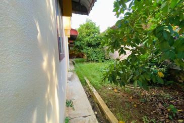 SEMI D SETINGKAT (OPEN FACING) UNTUK DIJUAL  📍Lokasi: Taman Murni, Gurun, Kedah