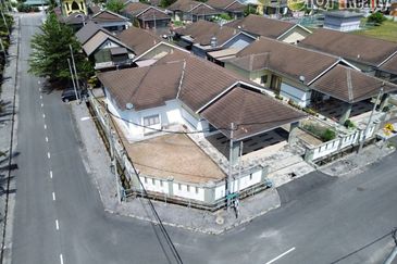 TAMAN LEKIR BESTARI 2 (P/L 1562)