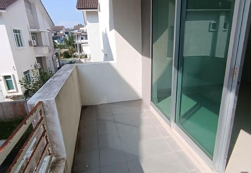 WTS / FOR SALE :  SEMI D DUA TINGKAT DI TAMAN SINAR BAGAN SERAI UNTUK DIJUAL