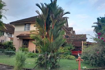 Taman Mutiara Teratai