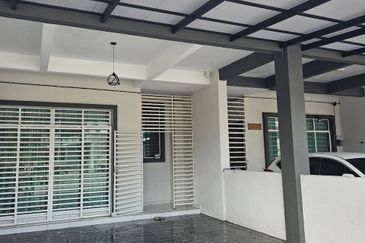 Rumah Cantik✨ Double Storey For Sale Taman Damai