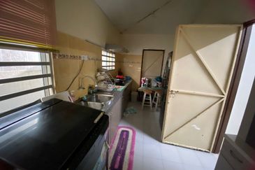 TAMAN SEMANGGOL INDAH