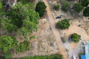 Tanah Zoning Residential Untuk Dijual