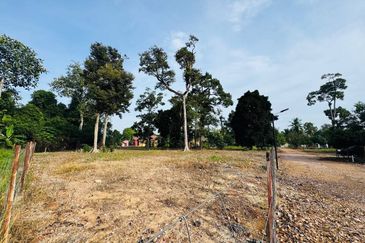 Tanah Zoning Residential Untuk Dijual