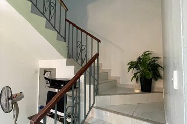 BANDAR LAGUNA MERBOK (TERES)