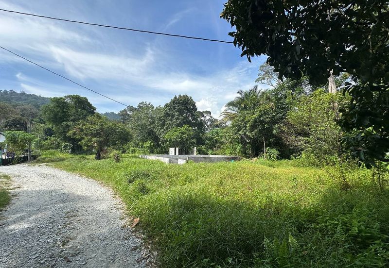 Tanah Untuk Dijual Kg Jelutong, Changkat Jering