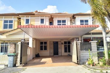 Bandar Laguna Merbok