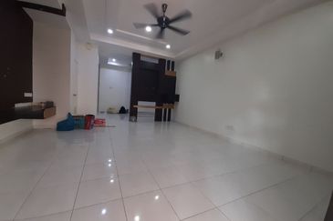 Bandar Laguna Merbok