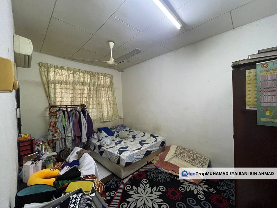 Rumah Teres Dalam Pekan Kuala Nerang, Kedah, Padang Terap