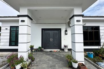 SIMPANG PERAK (PECAHAN LOT 1299)