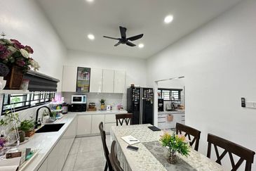 SIMPANG PERAK (PECAHAN LOT 1299)