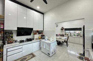 SIMPANG PERAK (PECAHAN LOT 1299)