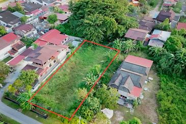 JALAN SEBERANG PERAK