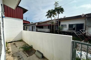 BANDAR AMANJAYA (ZON ANGGERIK)