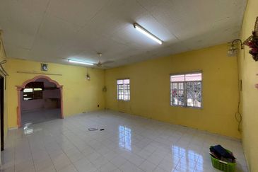 (78C) JALAN NAKA-NAMI