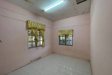 (78C) JALAN NAKA-NAMI