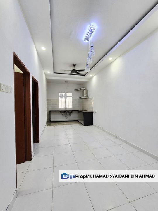 Teres Renovated Pokok Sena Kedah, Kedah, Pokok Sena