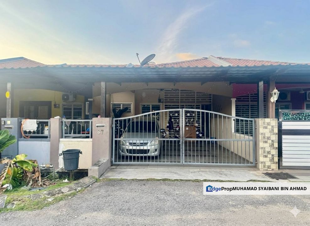 Teres Desa Manjung Point Seri Manjung, Perak, Manjung