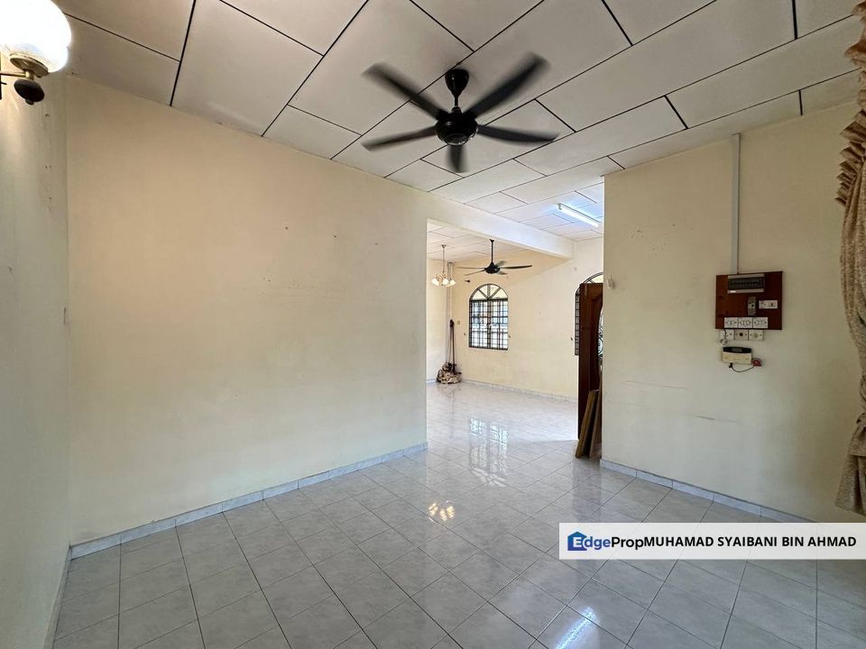 Banglo Taman Kota Indah, Taiping, Perak, 