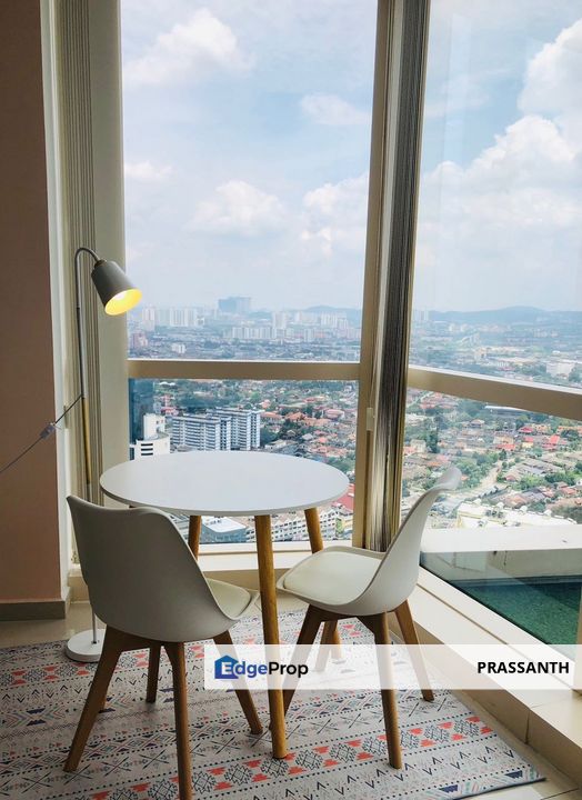PINNACLE PJ, SERVICE APARTMENT FOR SALE WITH TENANT., Selangor, Petaling Jaya