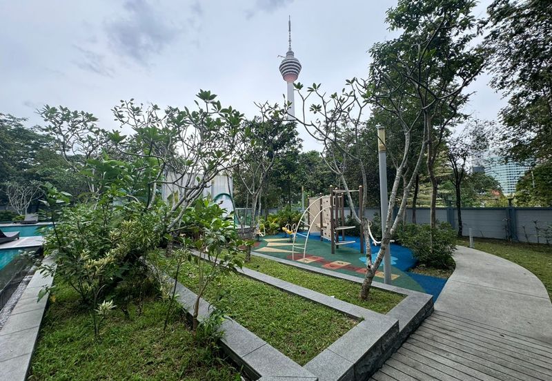 Suasana Bukit Ceylon