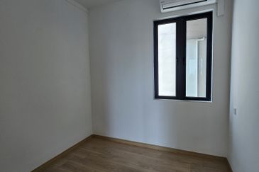 Aradia Residence @ Lake City